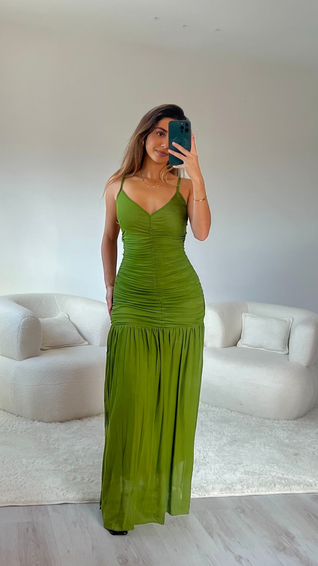 Robe Amira