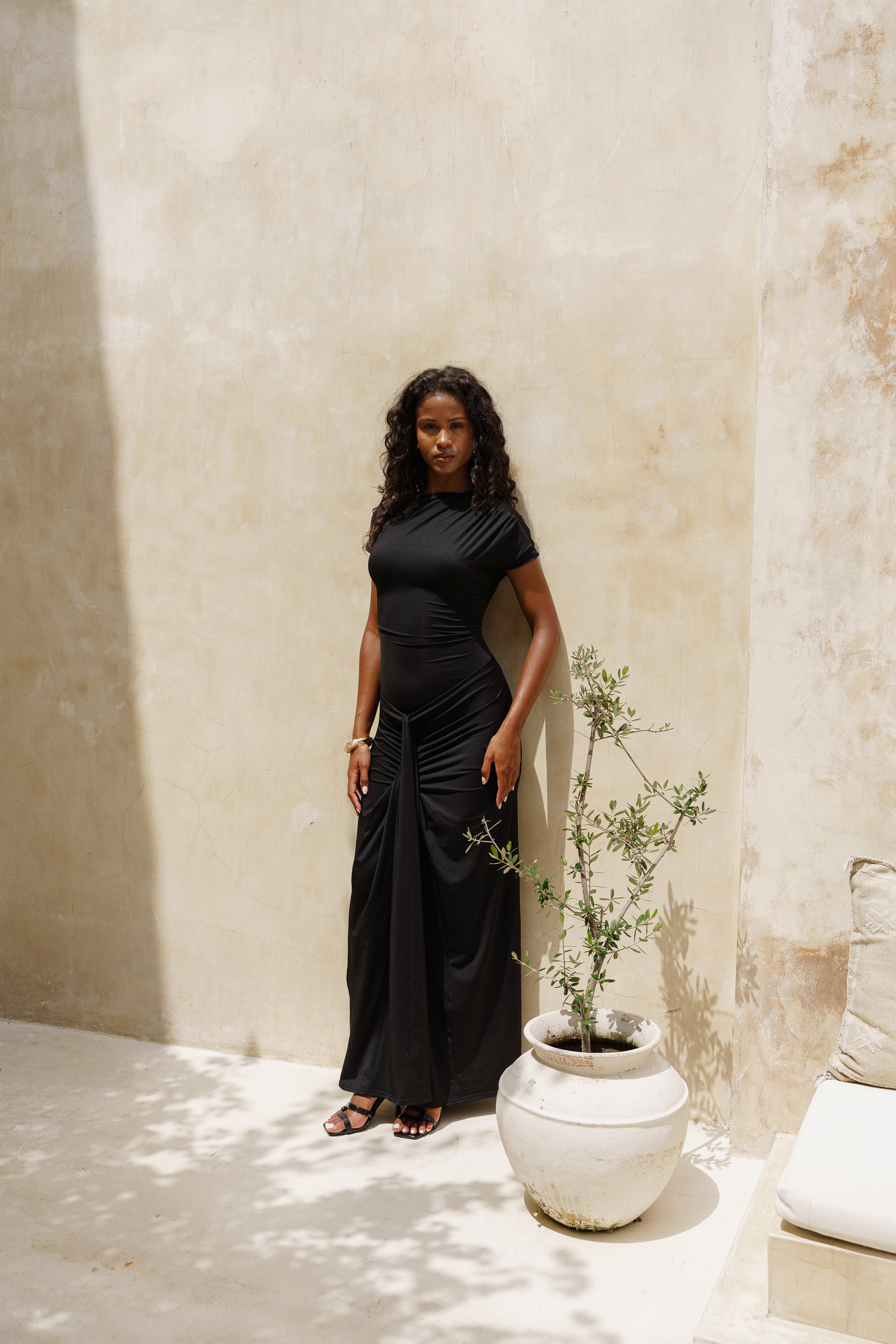 Robe Mona