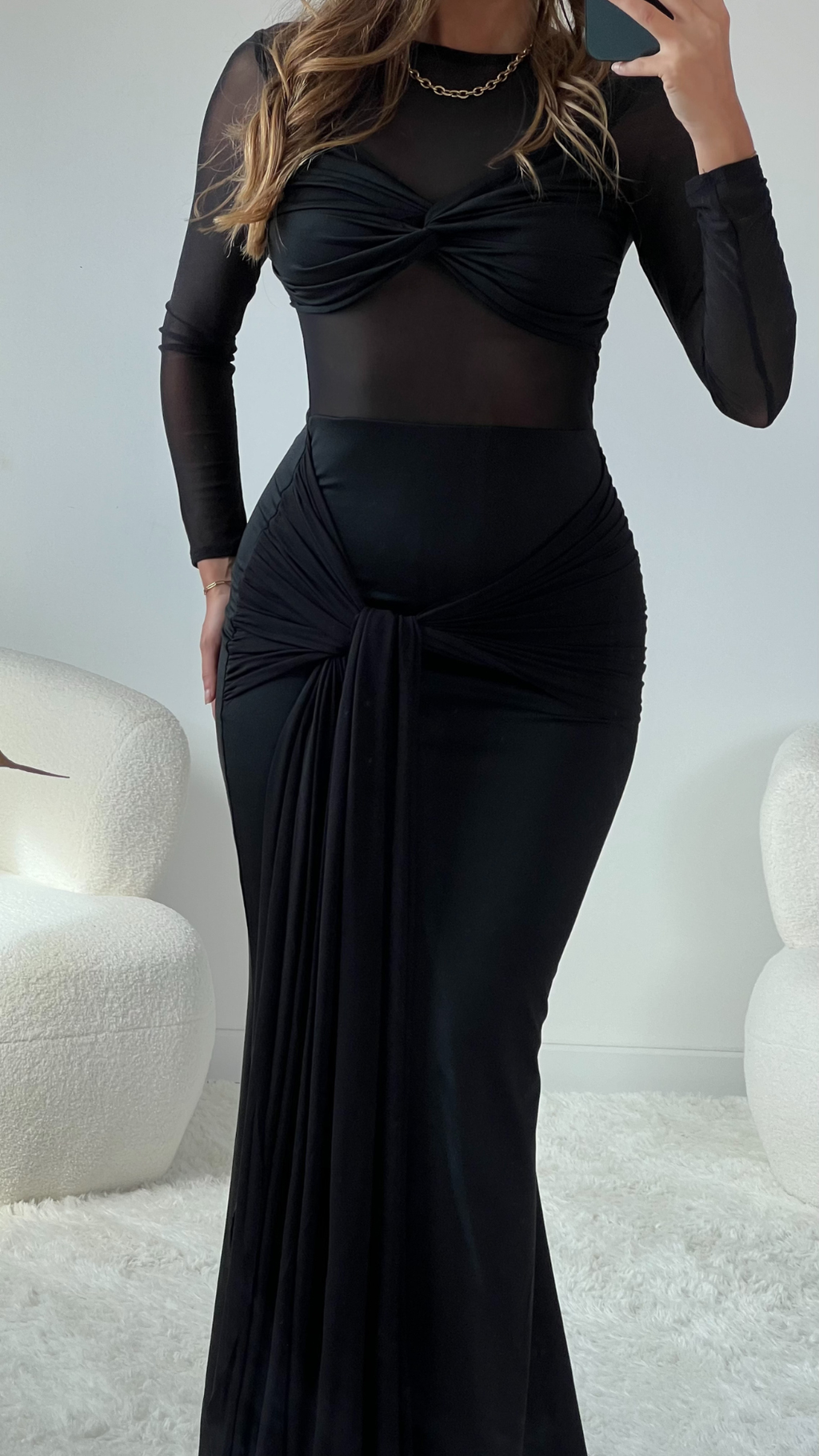 Robe Amaya