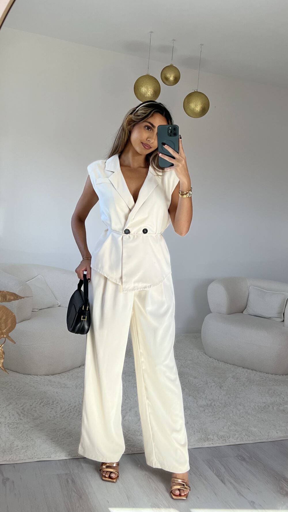 Ensemble Modesty